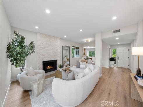 14 Highland , Irvine, CA
