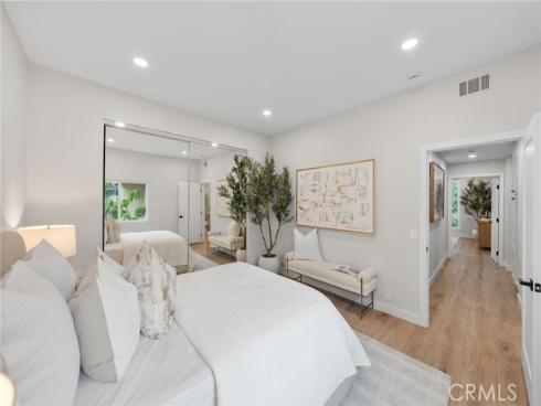 14 Highland , Irvine, CA