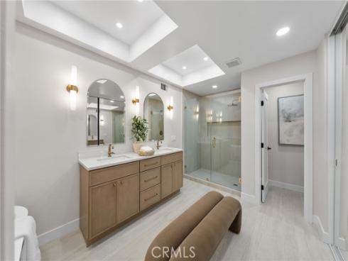 14 Highland , Irvine, CA