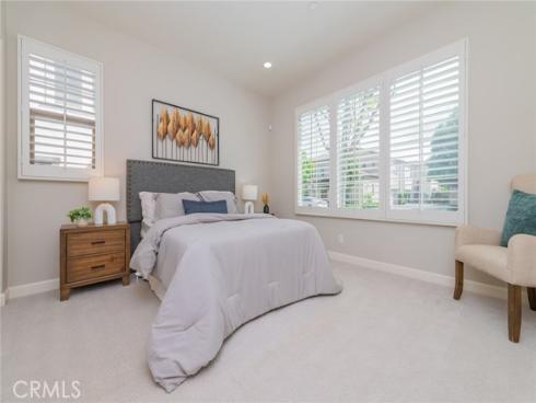 124 Holly Springs , Irvine, CA