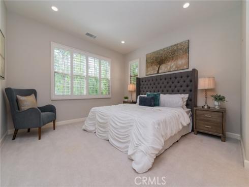 124 Holly Springs , Irvine, CA
