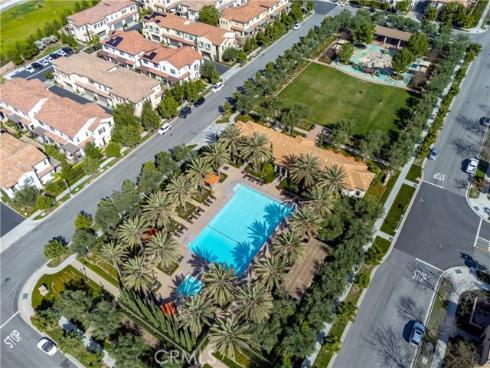 124 Holly Springs , Irvine, CA