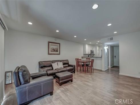 322  Orange Blossom  , Irvine, CA