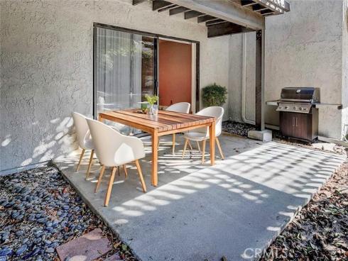 322  Orange Blossom  , Irvine, CA