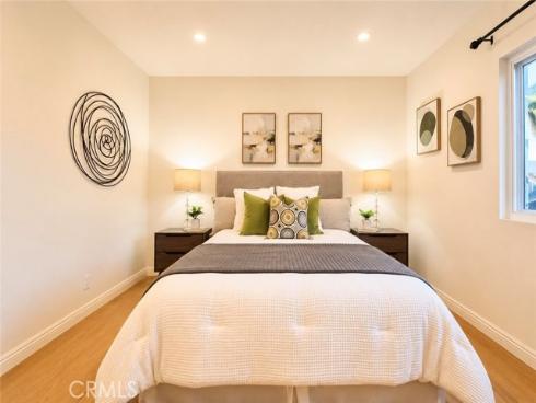 28 Cambridge , Irvine, CA