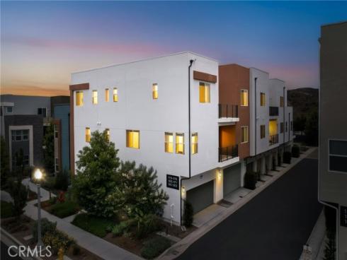 175 Sash , Irvine, CA
