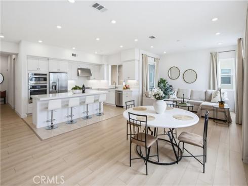 175 Sash , Irvine, CA