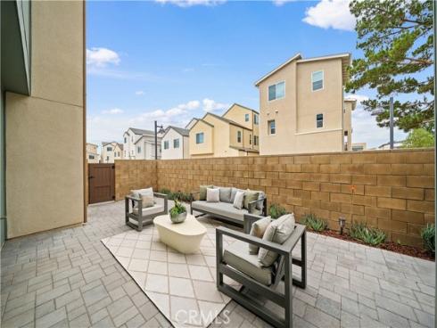 333  Baluster  , Irvine, CA