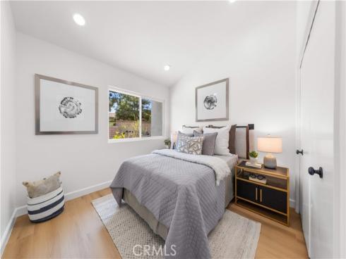 18846 Saginaw , Irvine, CA
