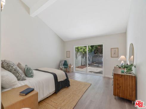 19  Rippling  , Irvine, CA