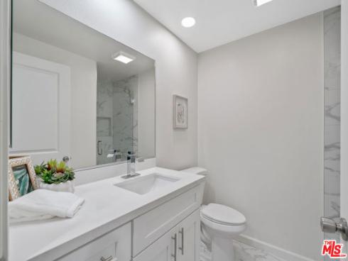 19  Rippling  , Irvine, CA
