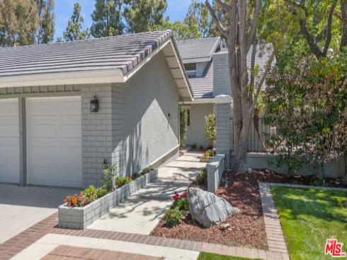 19  Rippling  , Irvine, CA