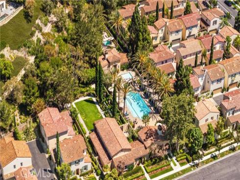 22 Arborside , Irvine, CA