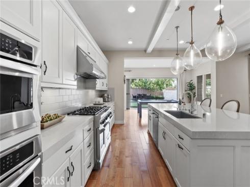 10  Shadybend  , Irvine, CA