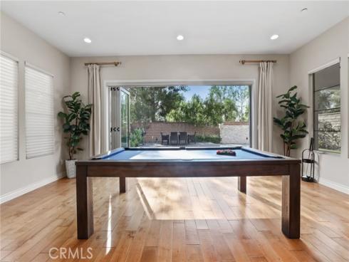 10  Shadybend  , Irvine, CA
