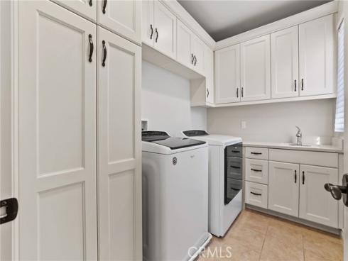 10  Shadybend  , Irvine, CA