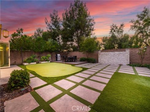 10  Shadybend  , Irvine, CA