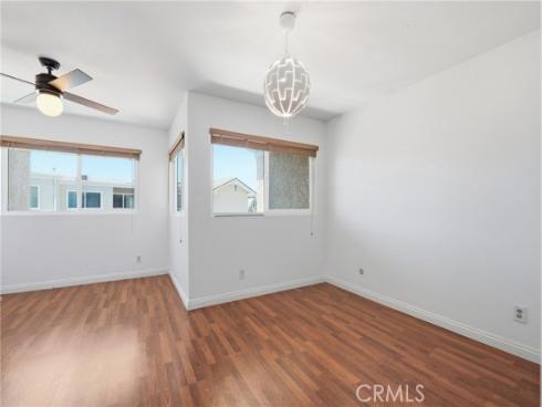 54  Oval   Road, Irvine, CA