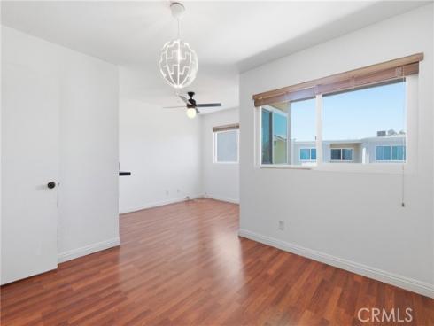 54  Oval   Road, Irvine, CA