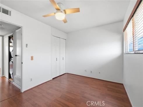 54  Oval   Road, Irvine, CA