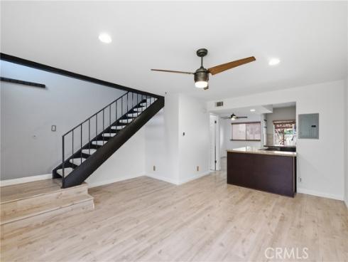 54  Oval   Road, Irvine, CA