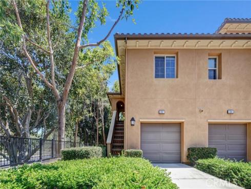 132 Vintage 25 , Irvine, CA