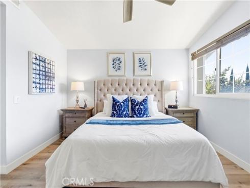 28  Jefferson  , Irvine, CA