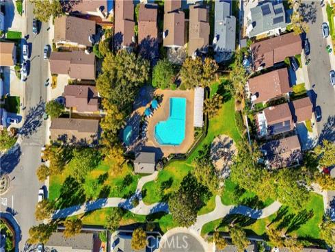 28  Jefferson  , Irvine, CA