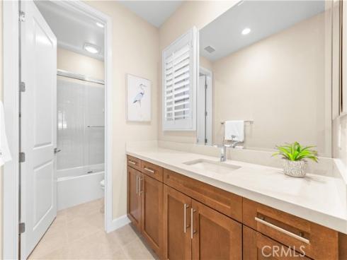 53 Tundra , Irvine, CA