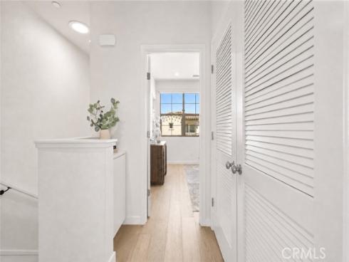 184 Elkhorn , Irvine, CA