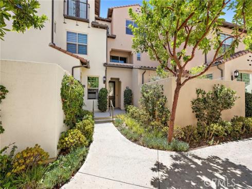 184 Elkhorn , Irvine, CA