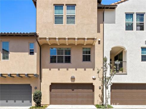 184 Elkhorn , Irvine, CA