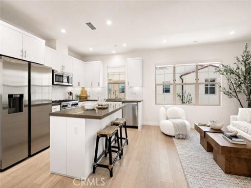 184 Elkhorn , Irvine, CA