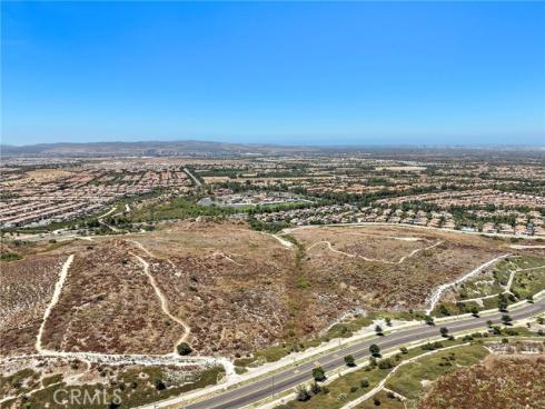 184  Elkhorn  , Irvine, CA