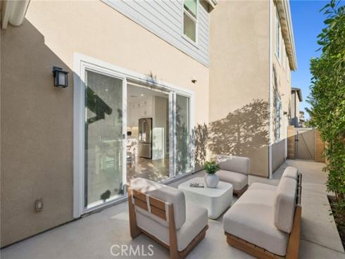 410 Chorus , Irvine, CA