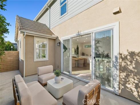 410 Chorus , Irvine, CA