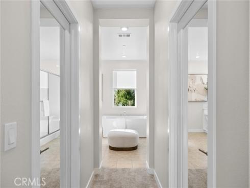 410 Chorus , Irvine, CA