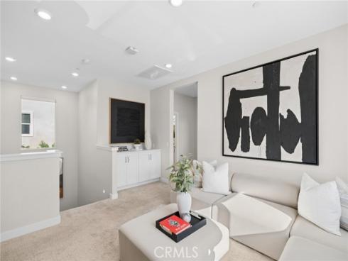 410 Chorus , Irvine, CA