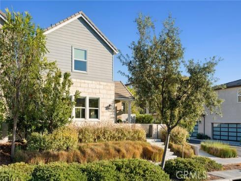 410 Chorus , Irvine, CA