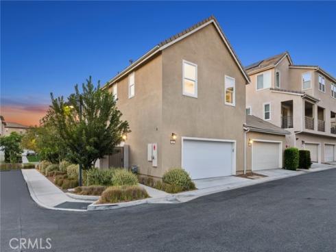 410 Chorus , Irvine, CA