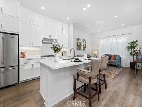 121 Novel , Irvine, CA