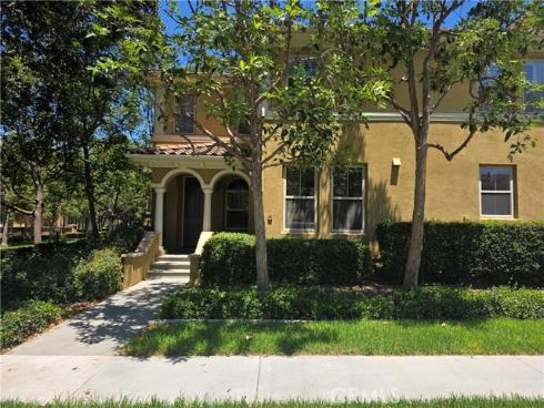 129 Chantilly