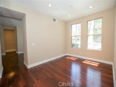 129  Chantilly  , Irvine, CA