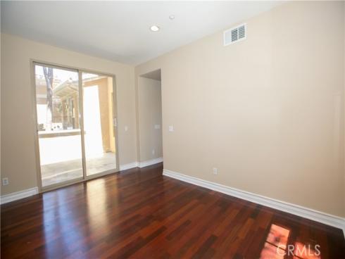 129  Chantilly  , Irvine, CA