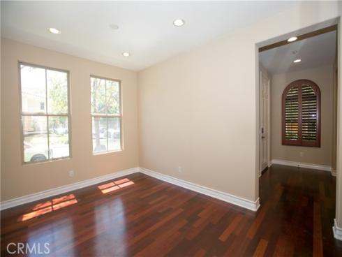 129  Chantilly  , Irvine, CA