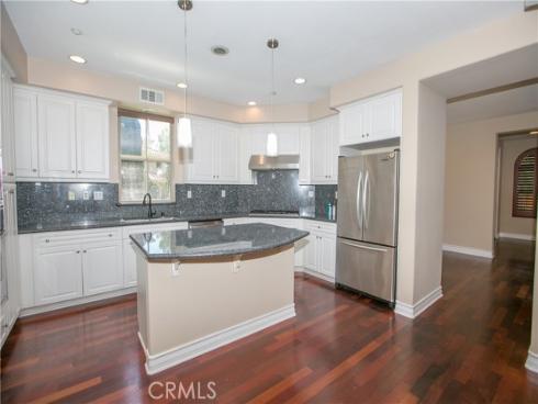 129  Chantilly  , Irvine, CA