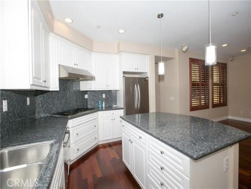 129  Chantilly  , Irvine, CA