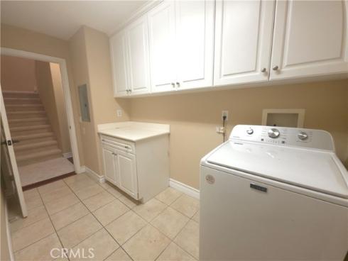129  Chantilly  , Irvine, CA