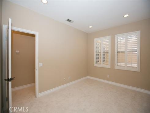 129  Chantilly  , Irvine, CA