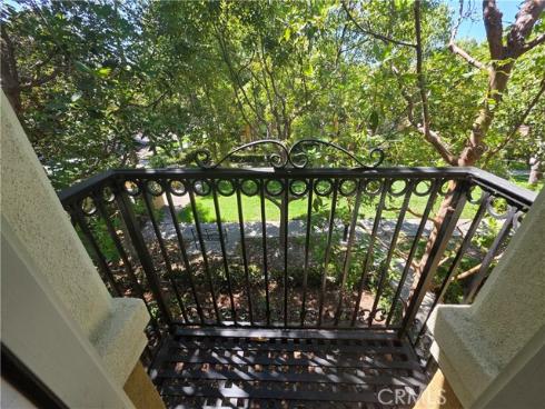 129  Chantilly  , Irvine, CA